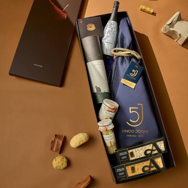 Vegamar Jamonero Hamper #2